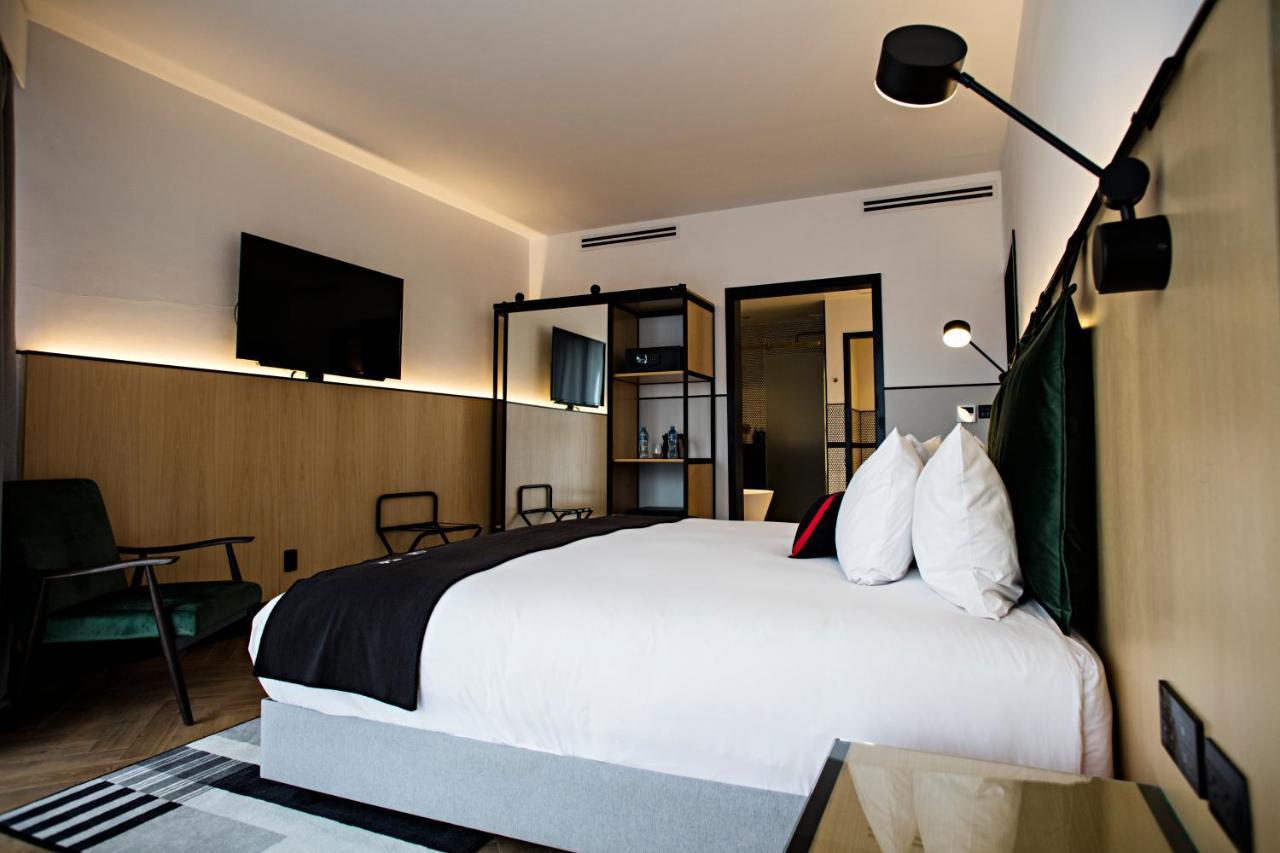 Met Hotel لاباز المظهر الخارجي الصورة