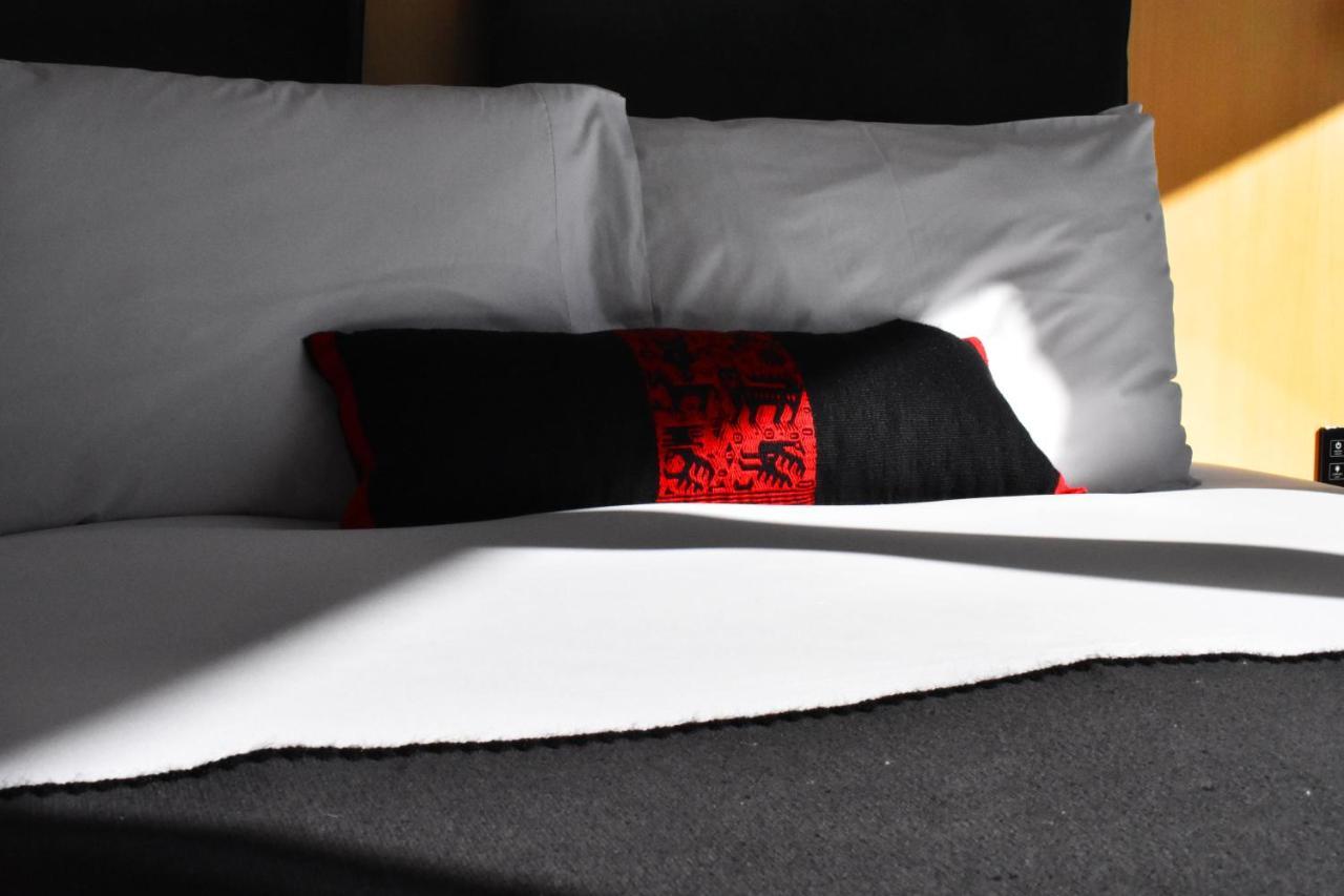 Met Hotel لاباز المظهر الخارجي الصورة